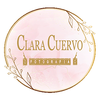 Logo clara cuervo